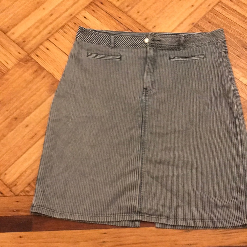 Caslon stripped skirt